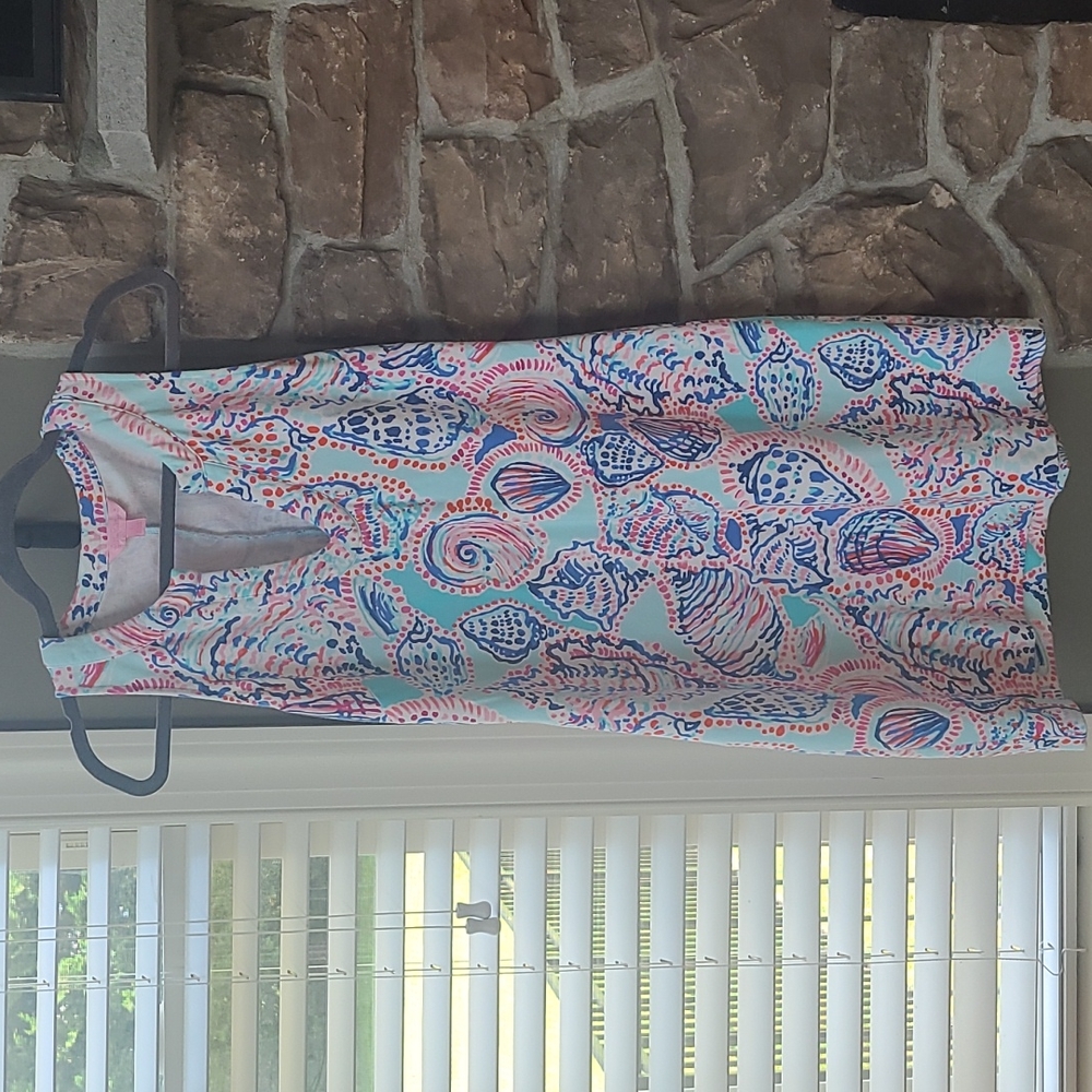 Estrada Shift Shell Me About It Size Small